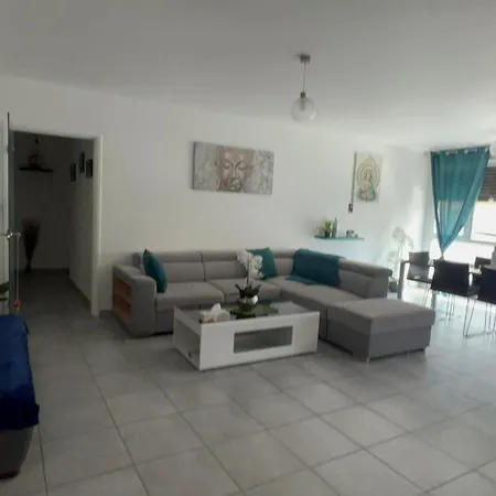 Apartment Avec Piscine Le Palace Centre *
